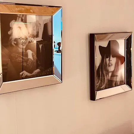 Daire / / Marines De / Saint-tropez *