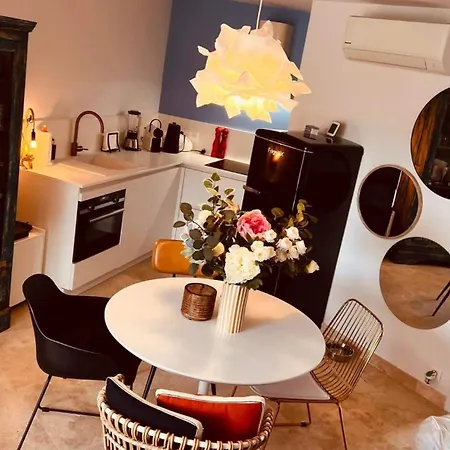 公寓 / / Marines De / Saint-tropez 盖辛