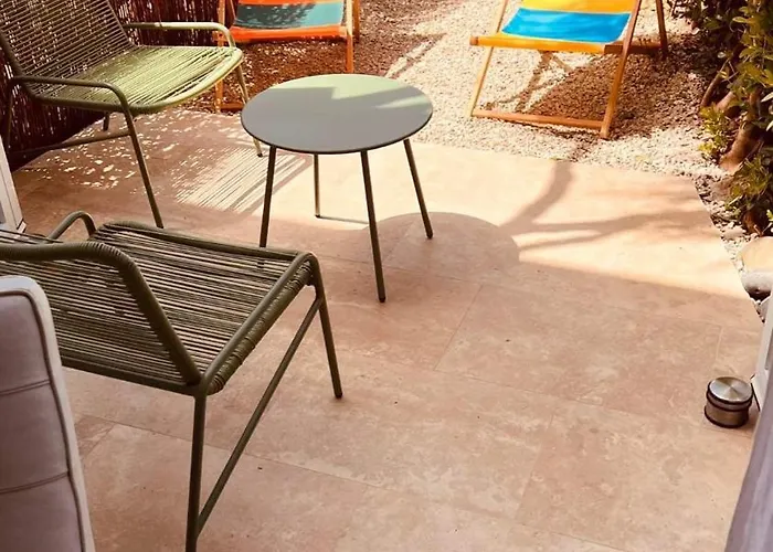 / / Marines De / Saint-tropez Апартаменты *