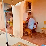 / / Marines De / Saint-tropez